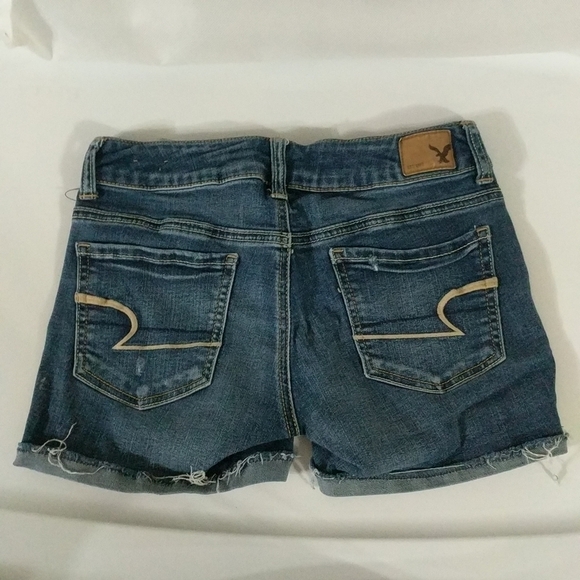 American Eagle Distressed Denim Super Stretch Medium Wash Shorts - size 0 - Picture 5 of 7